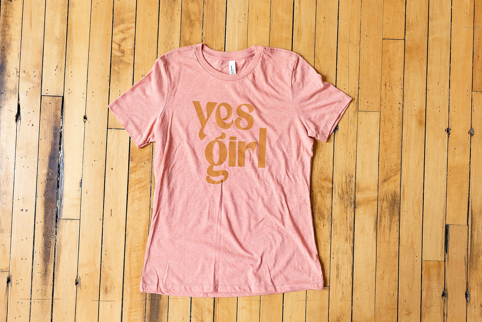 pink yes girl soft graphic tee for female entrepreneurs